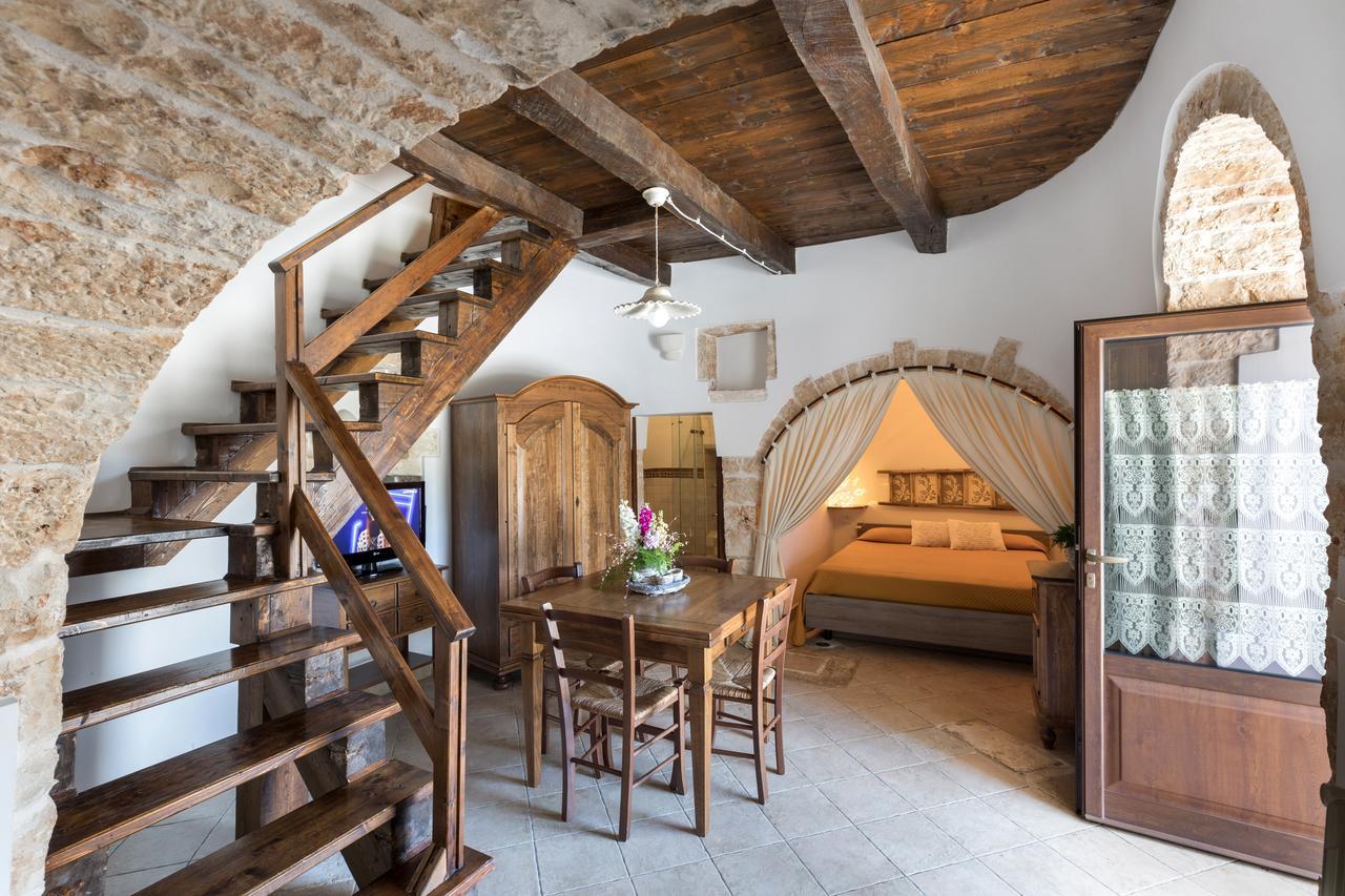 Fascino Antico Trulli B&B Мартіна-Франка Екстер'єр фото